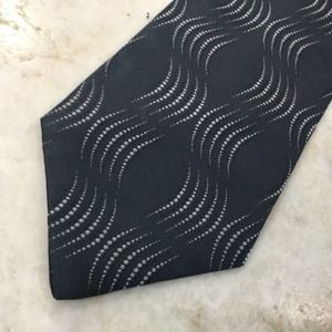 PERRY ELLIS SILK TIE
